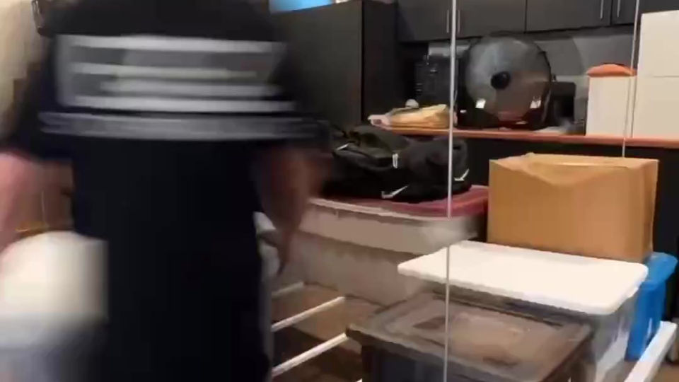 Retractable - Fast Play Install